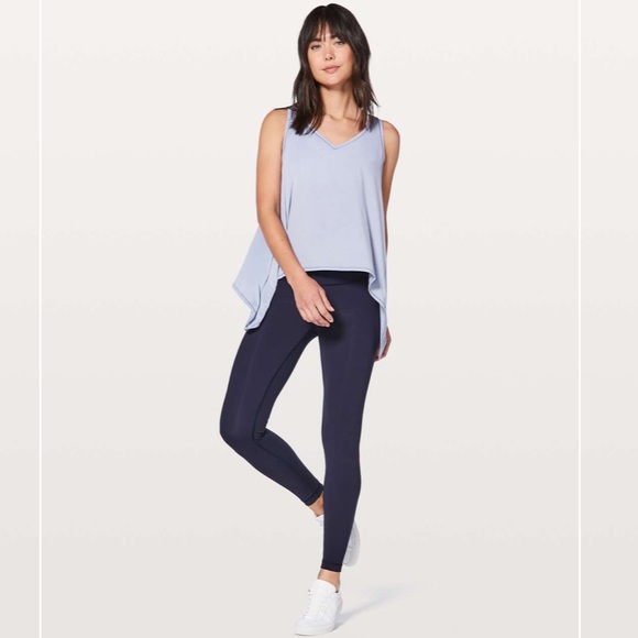 COPY - Lululemon Watch me Flip Tank - Picture 2 of 7